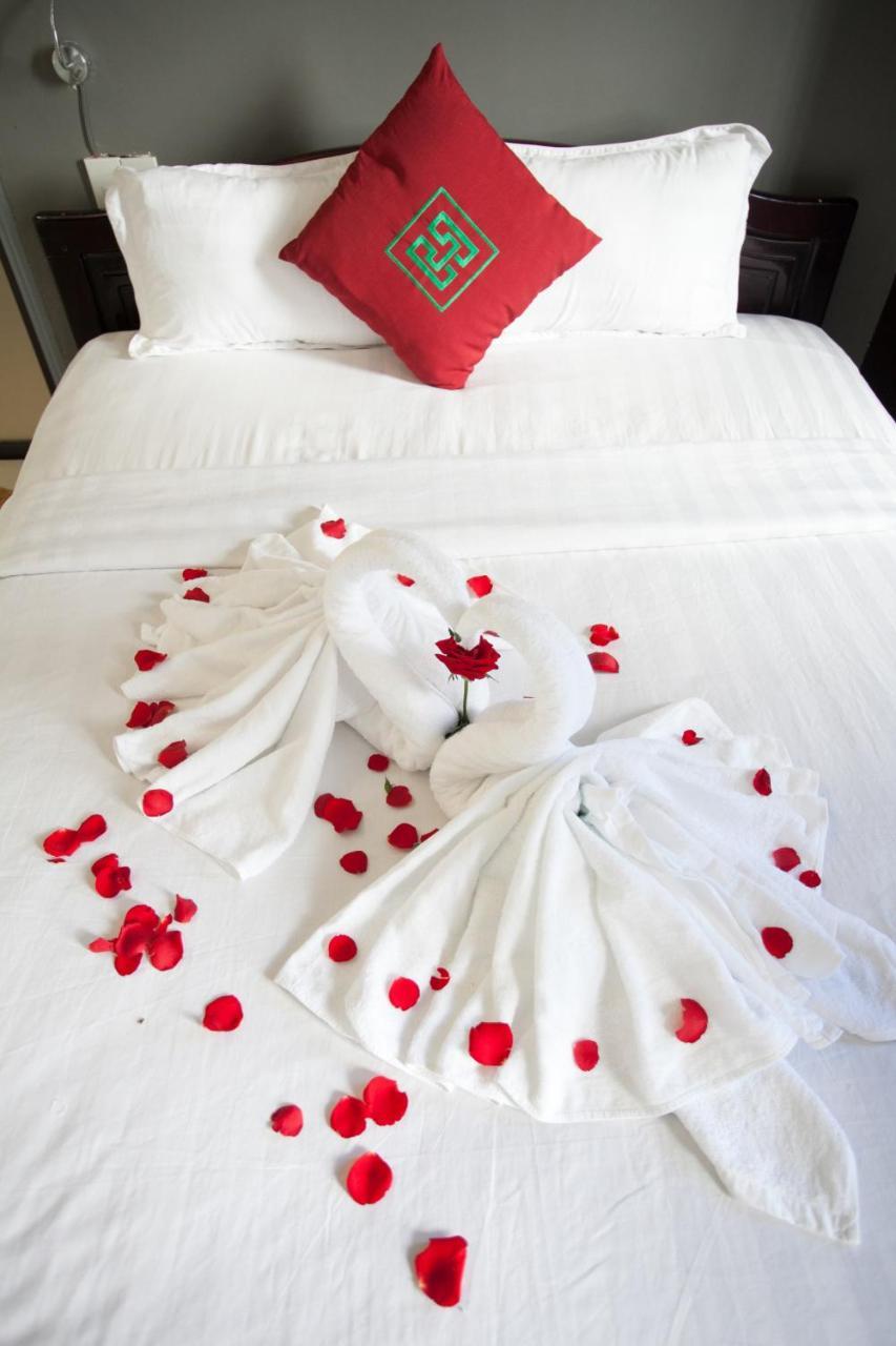Hoang Trieu Hotel Hue Exteriör bild