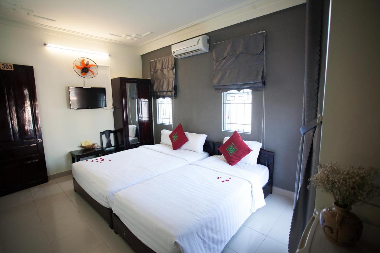 Hoang Trieu Hotel Hue Exteriör bild