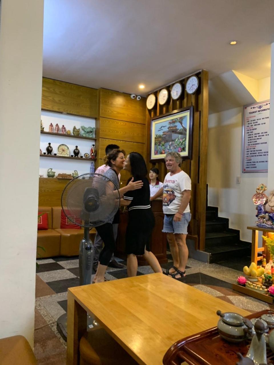 Hoang Trieu Hotel Hue Exteriör bild