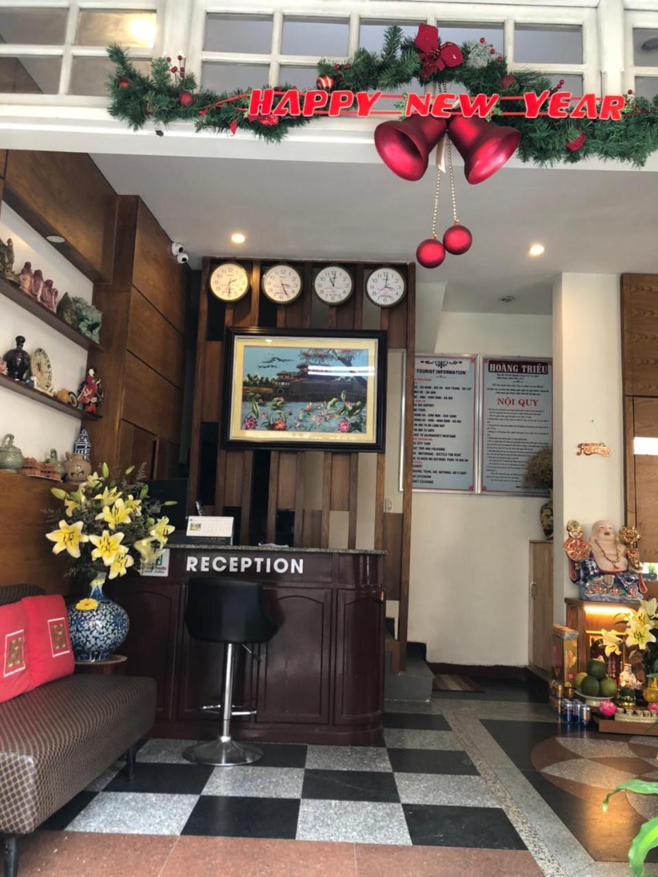 Hoang Trieu Hotel Hue Exteriör bild